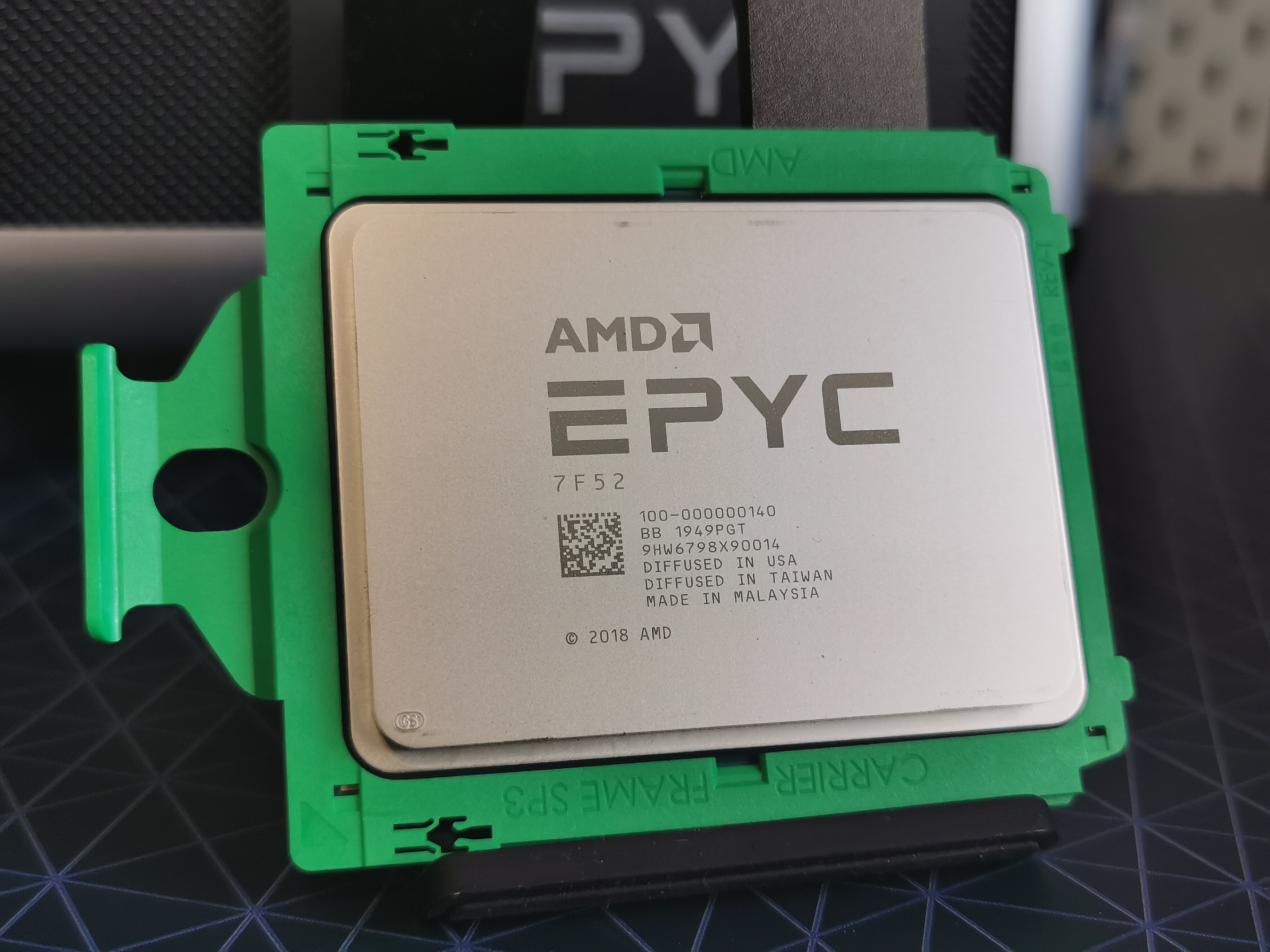 AMD’s New EPYC 7F52 Reviewed The F is for ᴴᴵᴳᴴ Frequency
